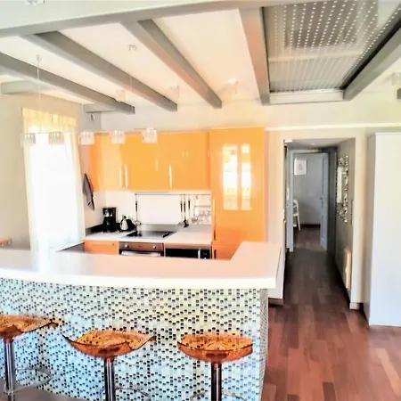 Appart'hôtel Luxe Vieil 75 M2 Avec Parking Appartement